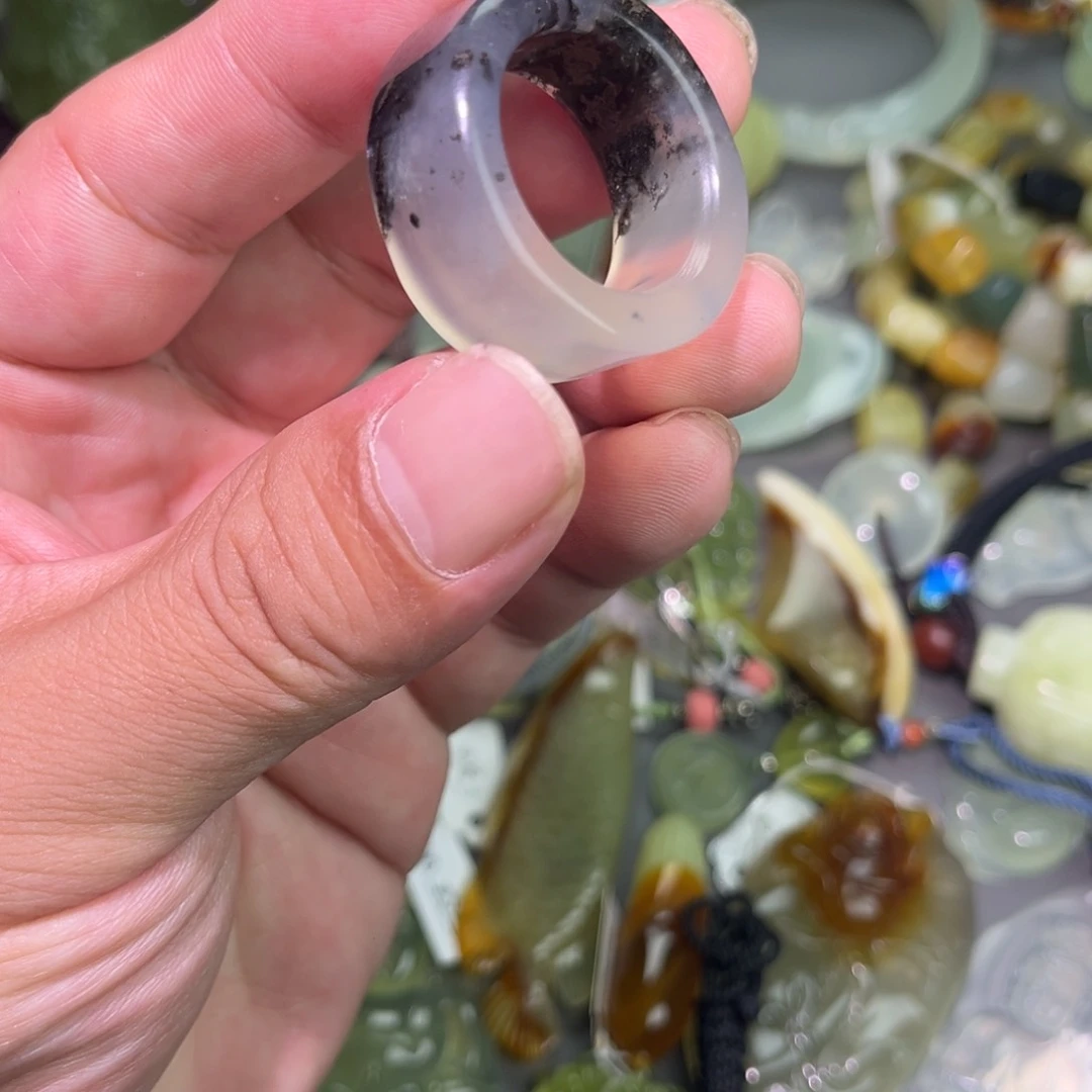 岫玉未镶嵌颈饰555