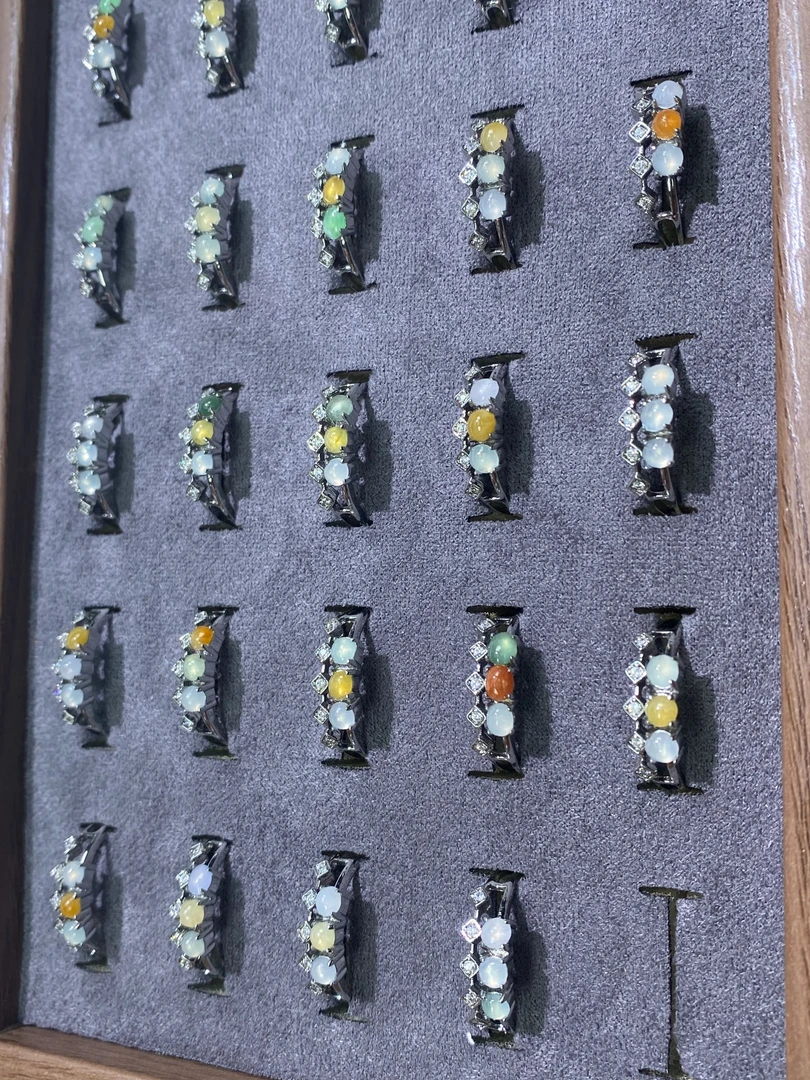 【兰兰推荐】天然翡翠戒指@DDH90269/多样性发一件