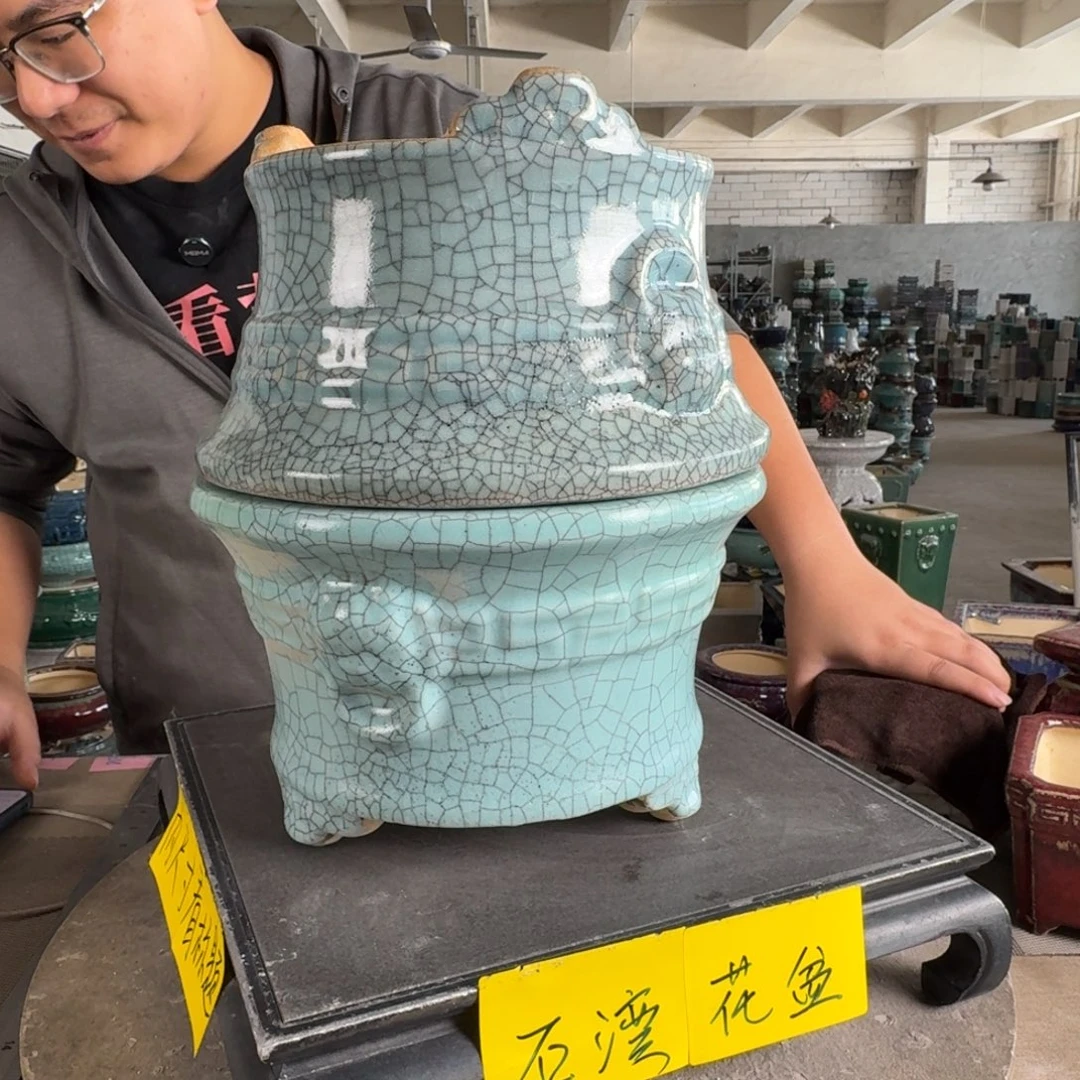 胡***糊。一风堂石湾花盆 瑕疵 内20*10