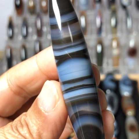 玛瑙/玉髓未镶嵌珠宝半成品