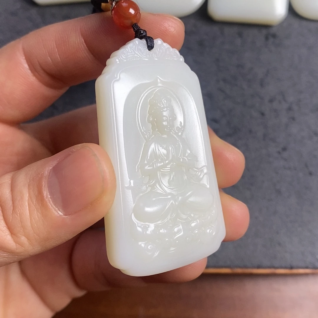 颈饰未镶嵌和田玉