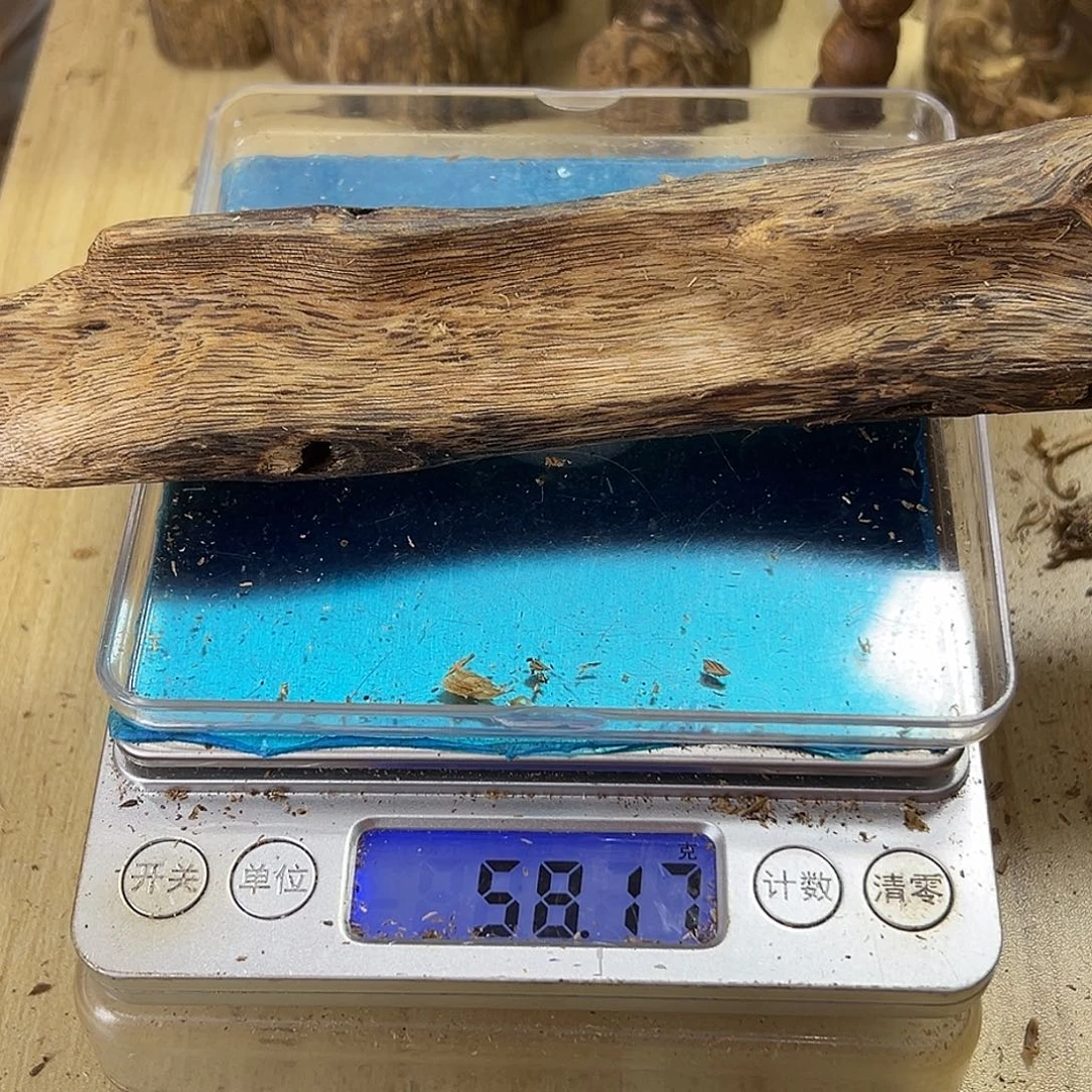 香料绿奇楠虫漏58克白棋