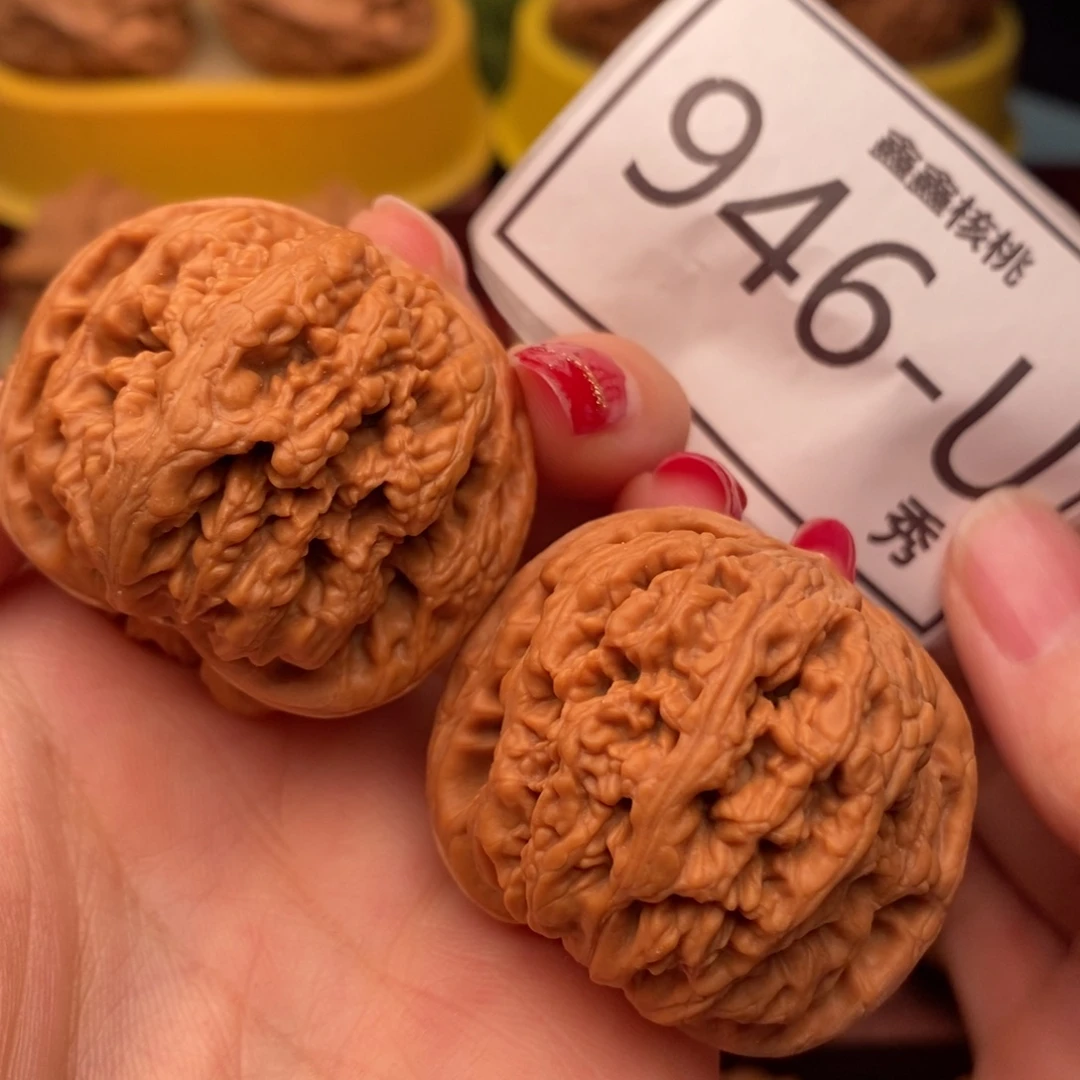 把件桃核大粗筋40……