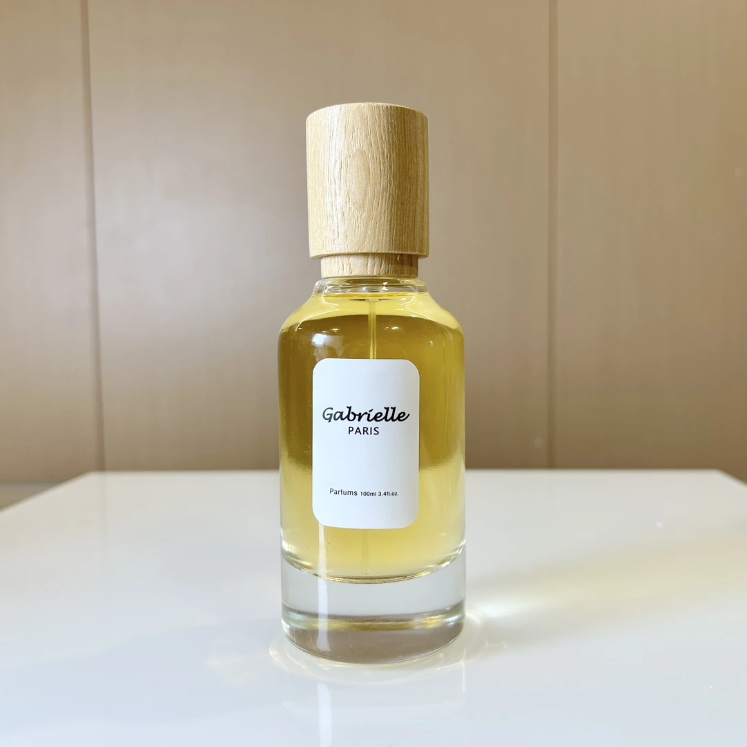 【嘉柏】定制香精版，重点留香久，女香【花香调】 100ml