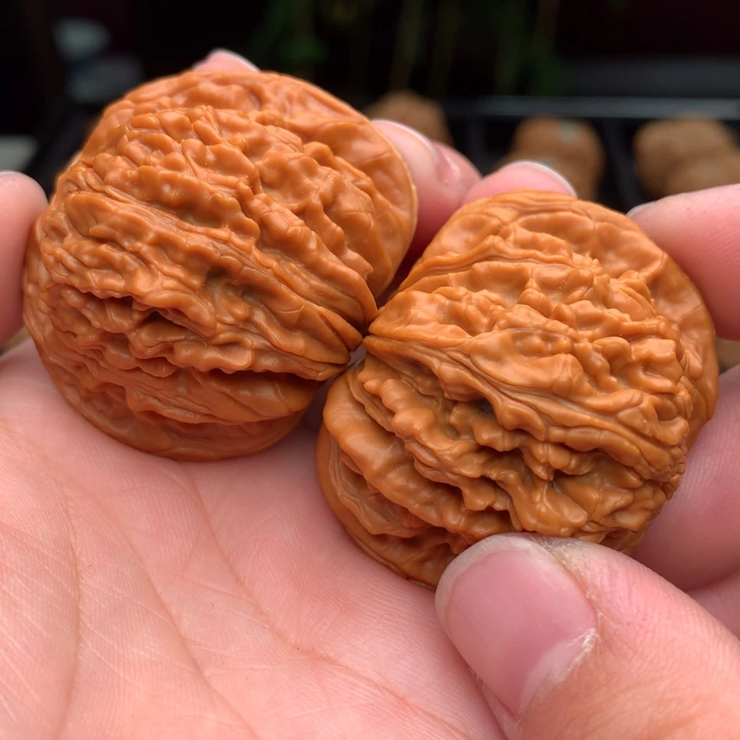 文玩核桃把件红心1.1w..........