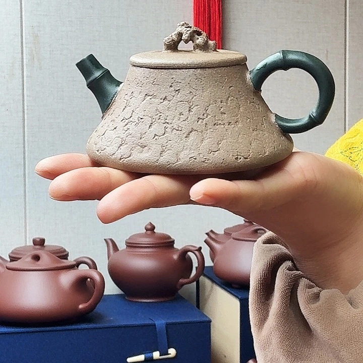 Y***神茶壶紫砂子冶双叶半手130毫升，老段矿料