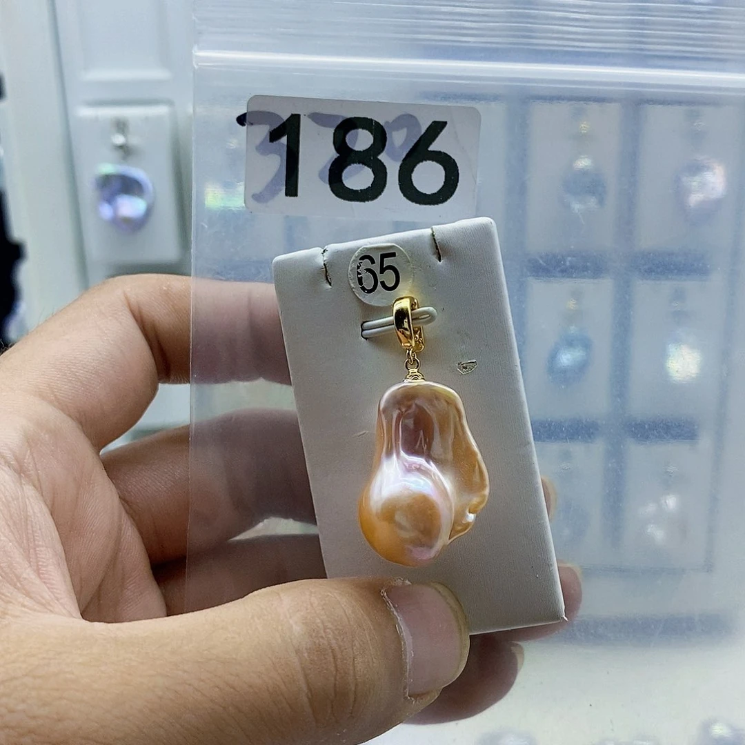 淡水珍珠合金颈饰