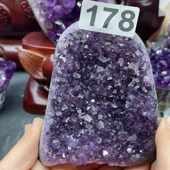 水晶大型摆件（非配饰）未镶嵌