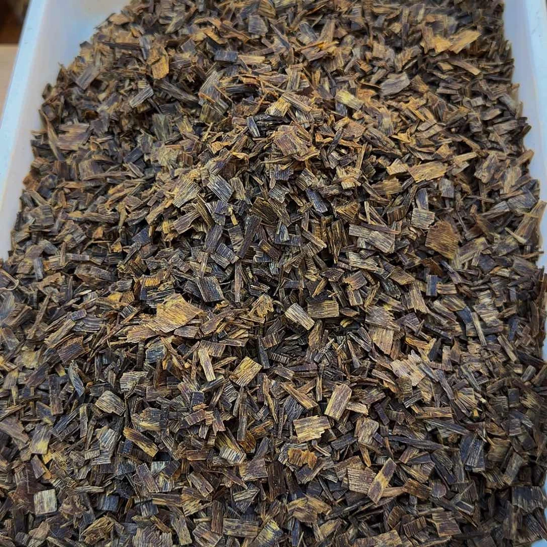 沉香沉香碎屑张勺子沉水皮油片碎料100g