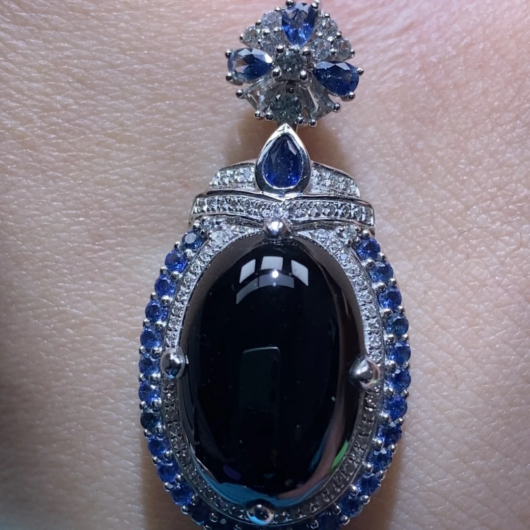 吊坠(不含链)18K金镶嵌翡翠