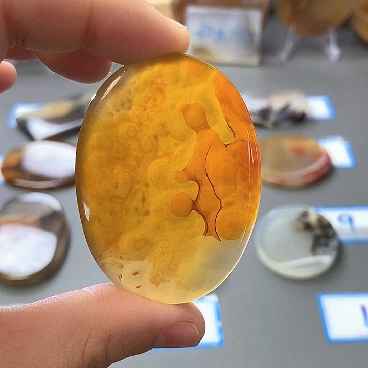 玛瑙/玉髓未镶嵌珠宝半成品