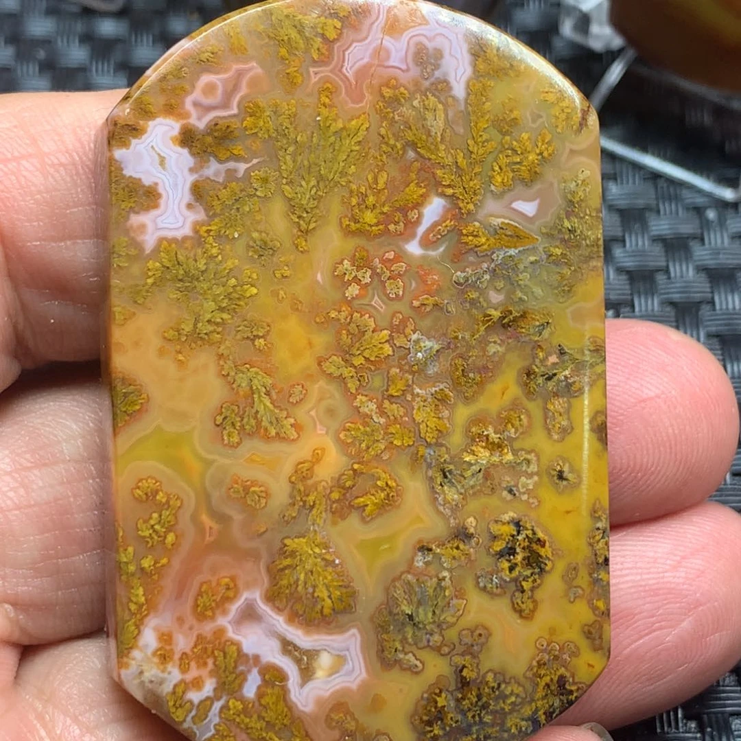 玛瑙/玉髓吊坠未镶嵌阿*