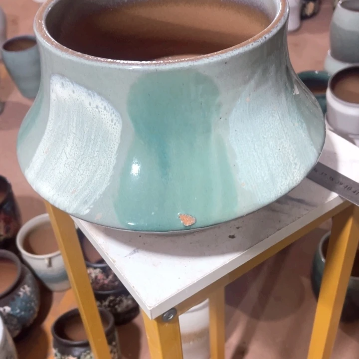 花盆紫砂口径21高度20一只小瑕疵