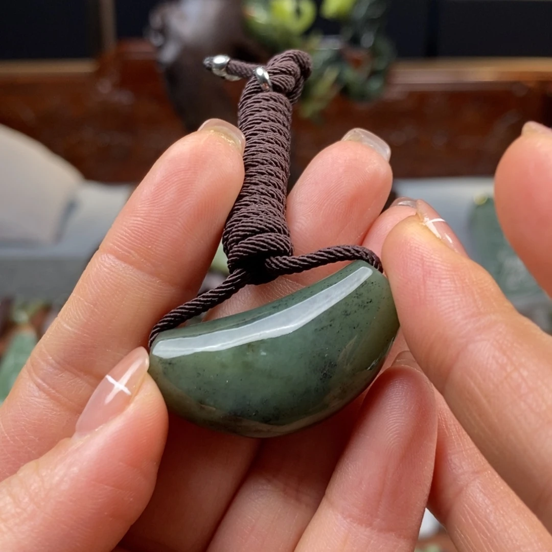 幸***蟹和田玉未镶嵌挂件