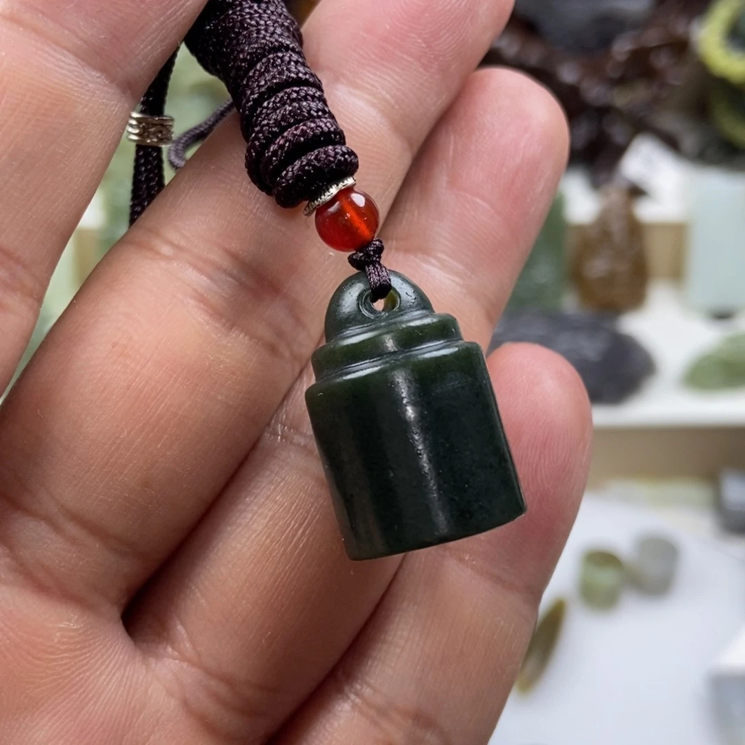 【闪购商品】颈饰未镶嵌和田玉