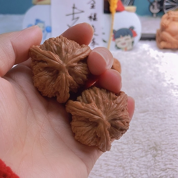 吊坠文玩核桃空*三棱