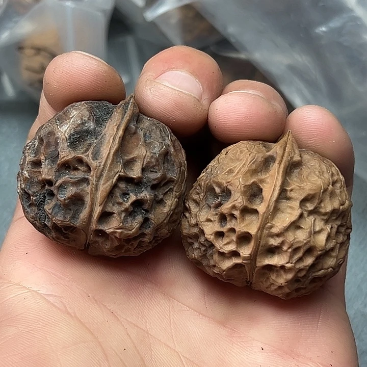 把件文玩核桃29号牡丹纹元宝39尺