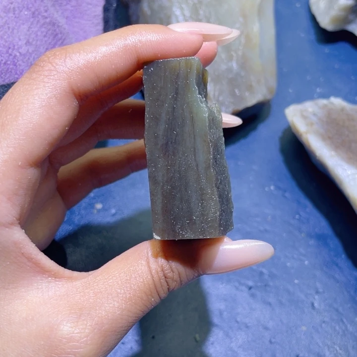 和田玉未镶嵌珠宝半成品