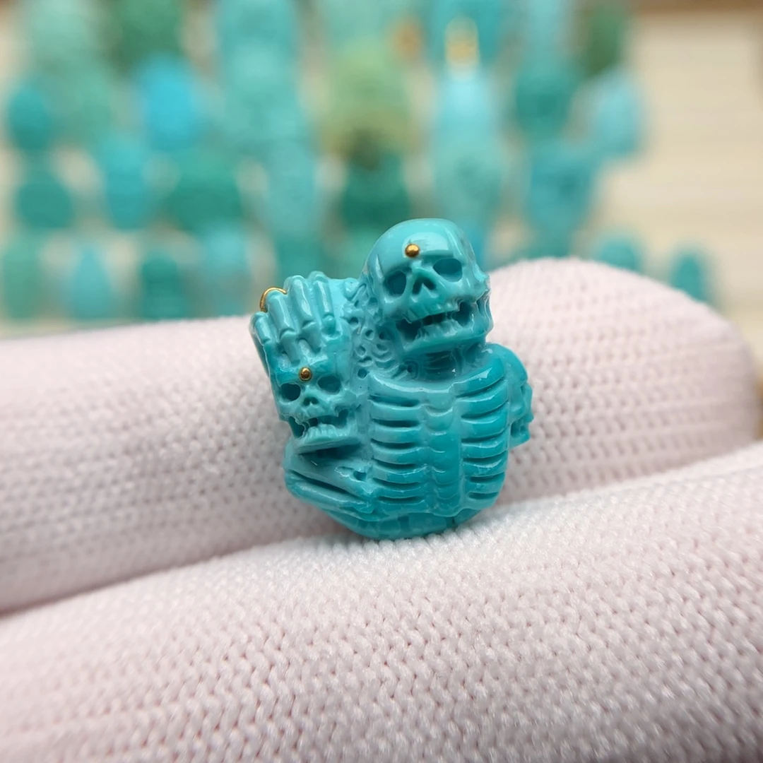 绿松石配饰未镶嵌