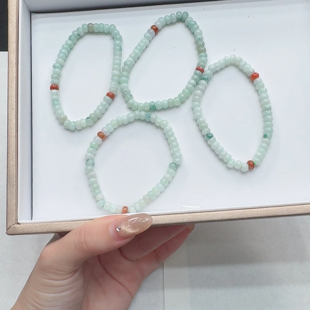 翡翠未镶嵌手串多样性发其一