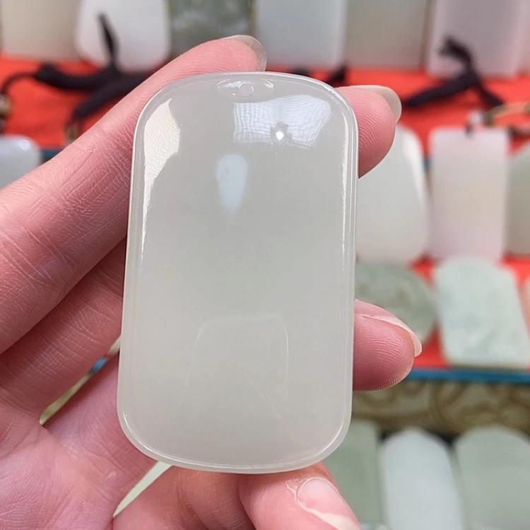 【闪购商品】颈饰未镶嵌和田玉