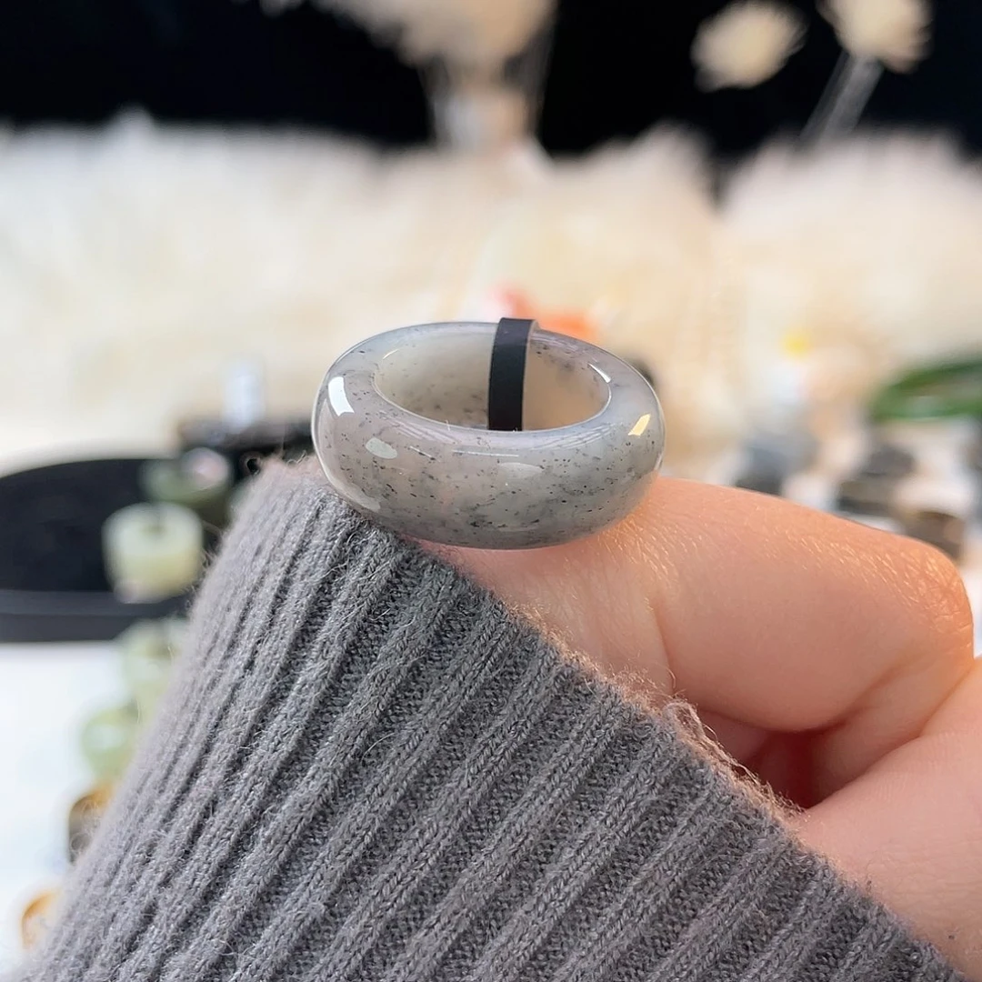 和田玉未镶嵌戒指k80芝麻糊轮胎18.4mm