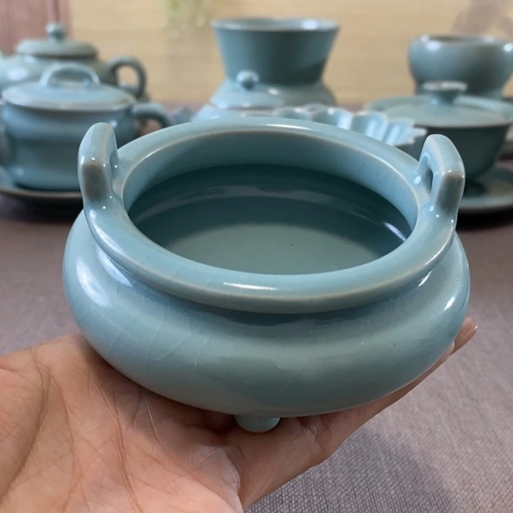 瓷片香炉一一一一一一一一一