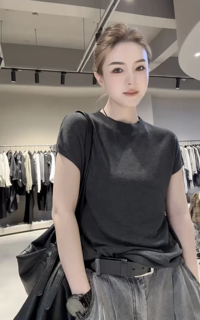 欧洲站圆领纯色短袖t恤女夏2025爆款时尚百搭显瘦体恤休闲上衣