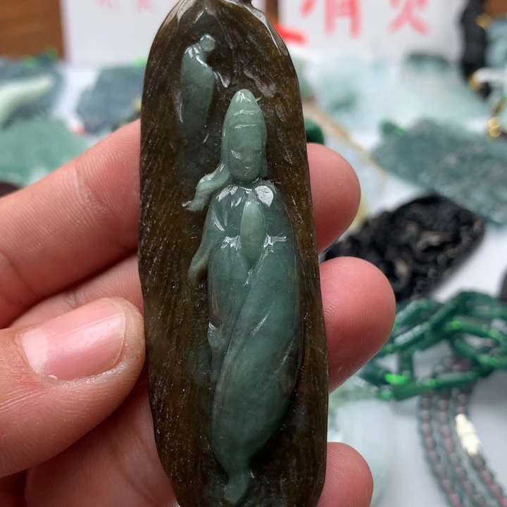 翡翠颈饰未镶嵌保真天然a货翡翠