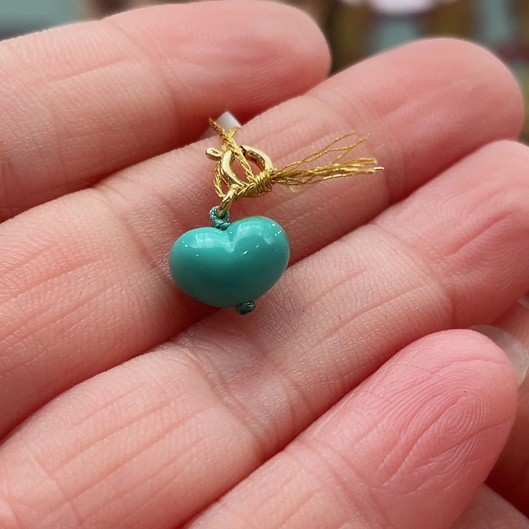 绿松石颈饰未镶嵌