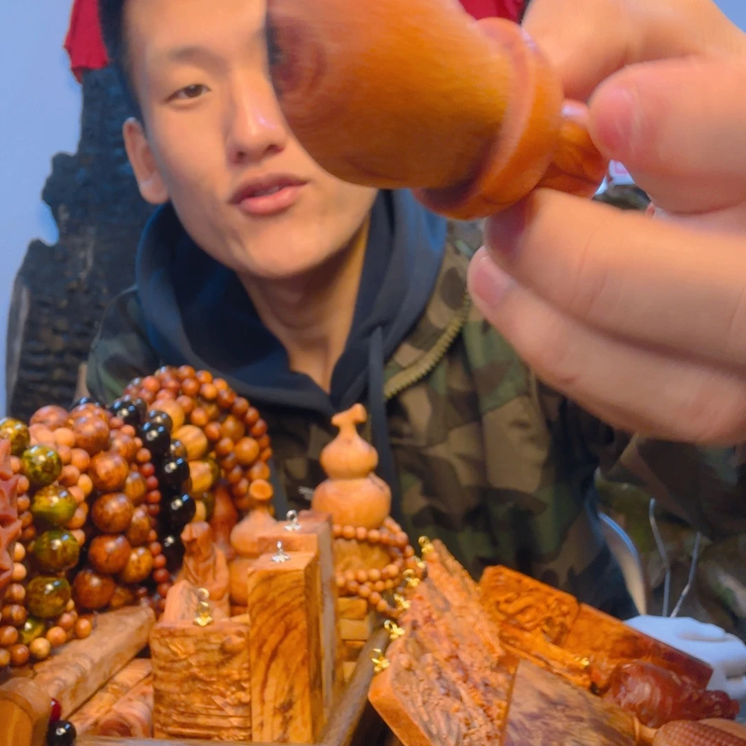 无事牌松木（琥珀木）小刀雷击木