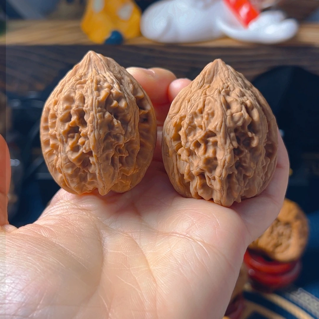 文玩核桃把件大孤石38