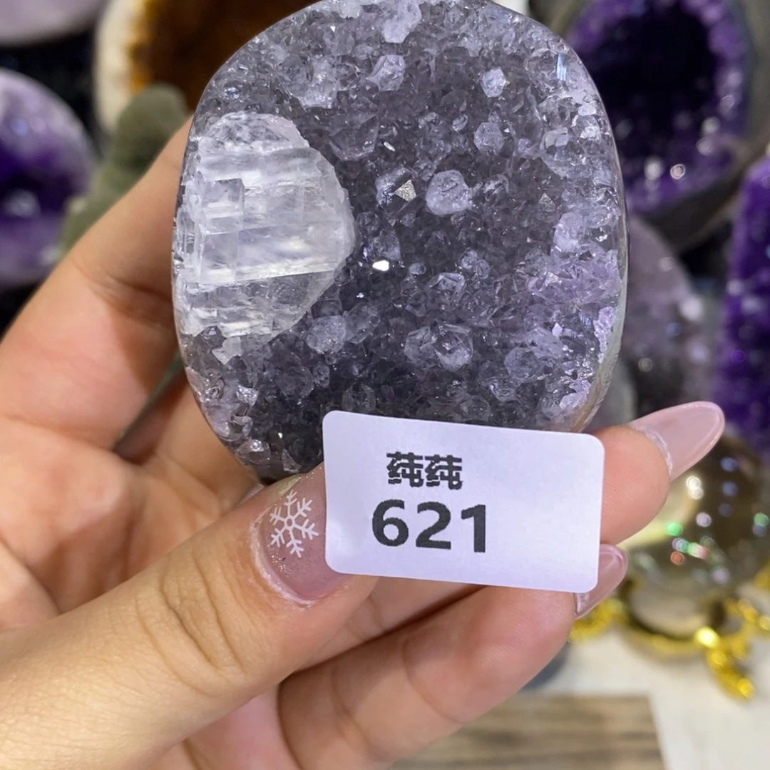 紫晶未镶嵌大型摆件（非配饰）方解石银灰色福利