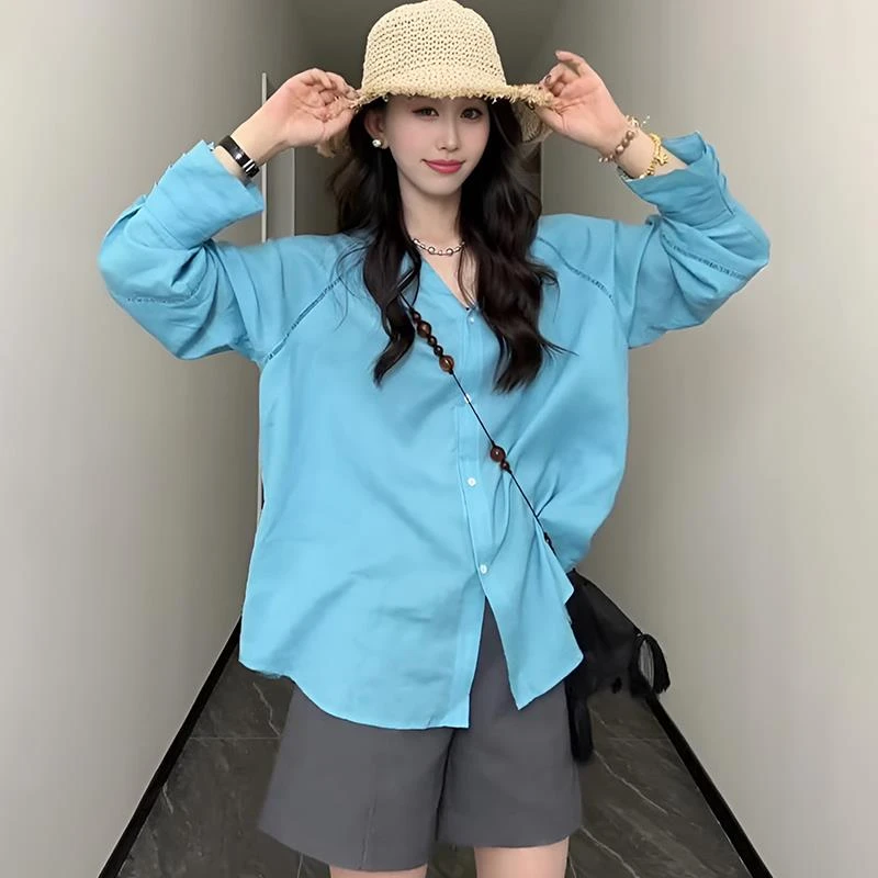 【伦敦时光】法式高级感v领薄款长袖蓝色衬衫夏季宽松休闲防晒上衣