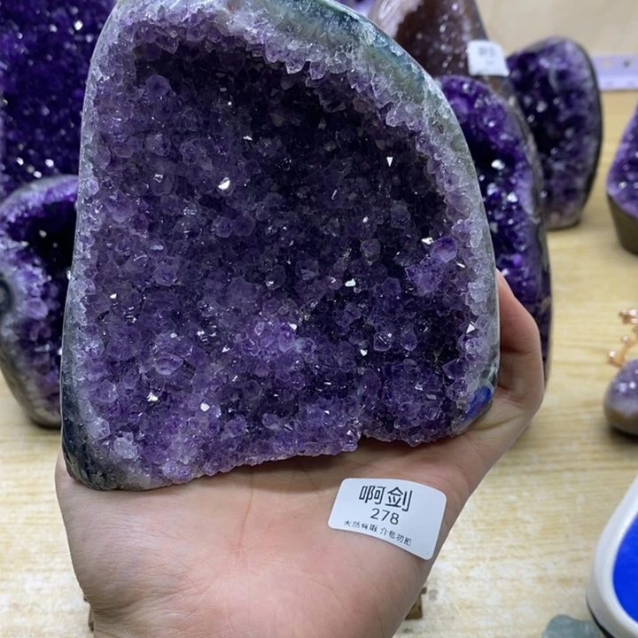 紫晶大型摆件（非配饰）未镶嵌