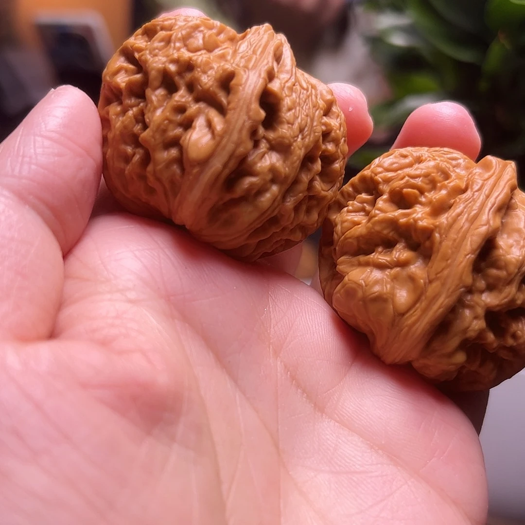 文玩核桃吊坠43尺元宝13