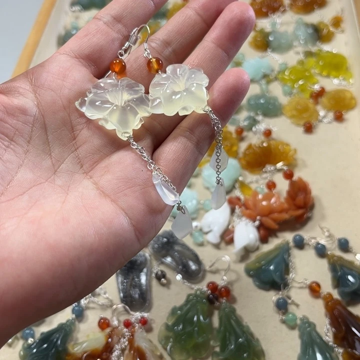 合金蛇纹石玉耳饰