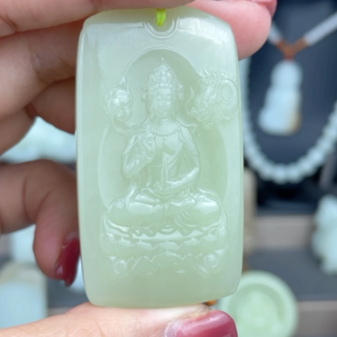 【闪购商品】颈饰未镶嵌和田玉