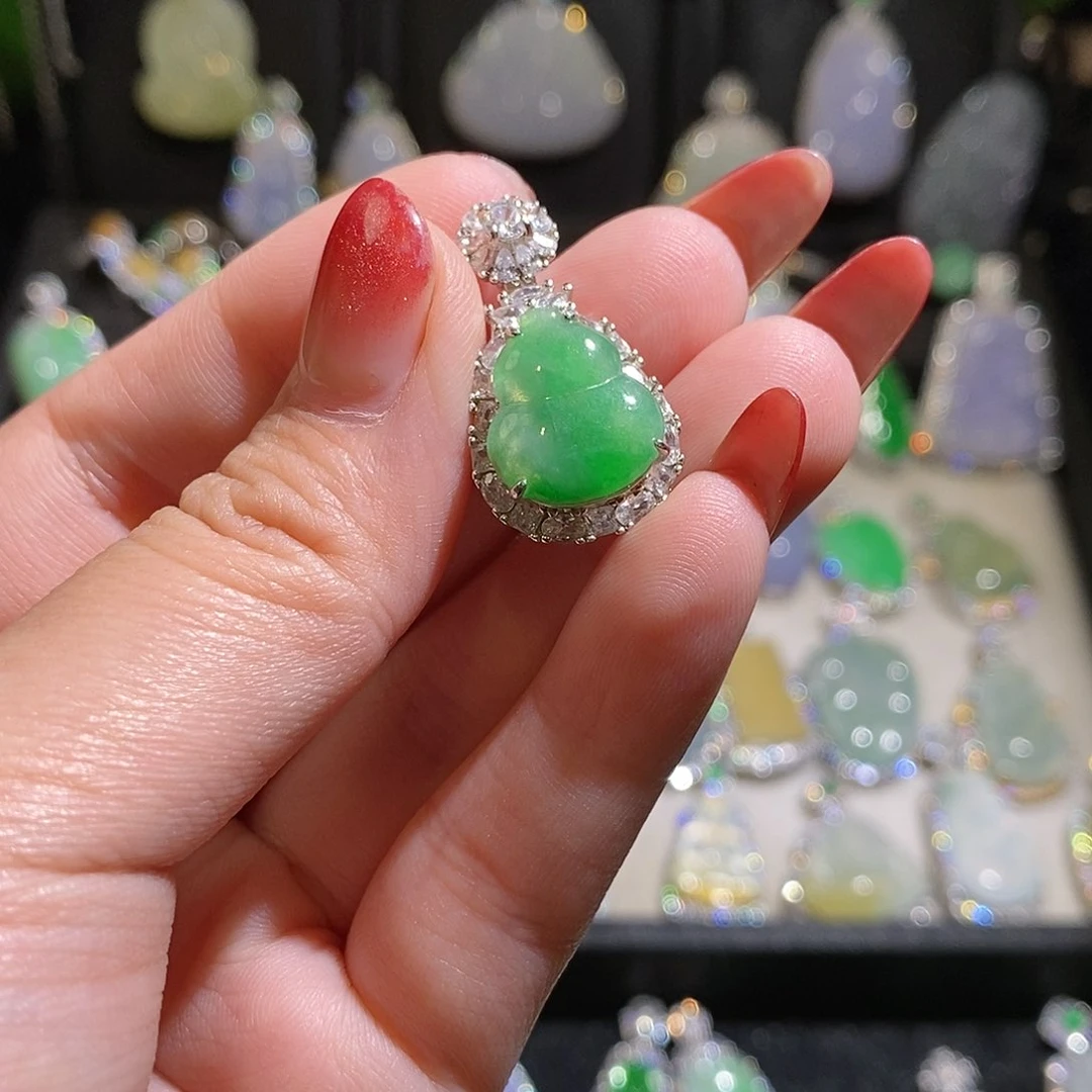 翡翠银S925镶嵌颈饰天然翡翠