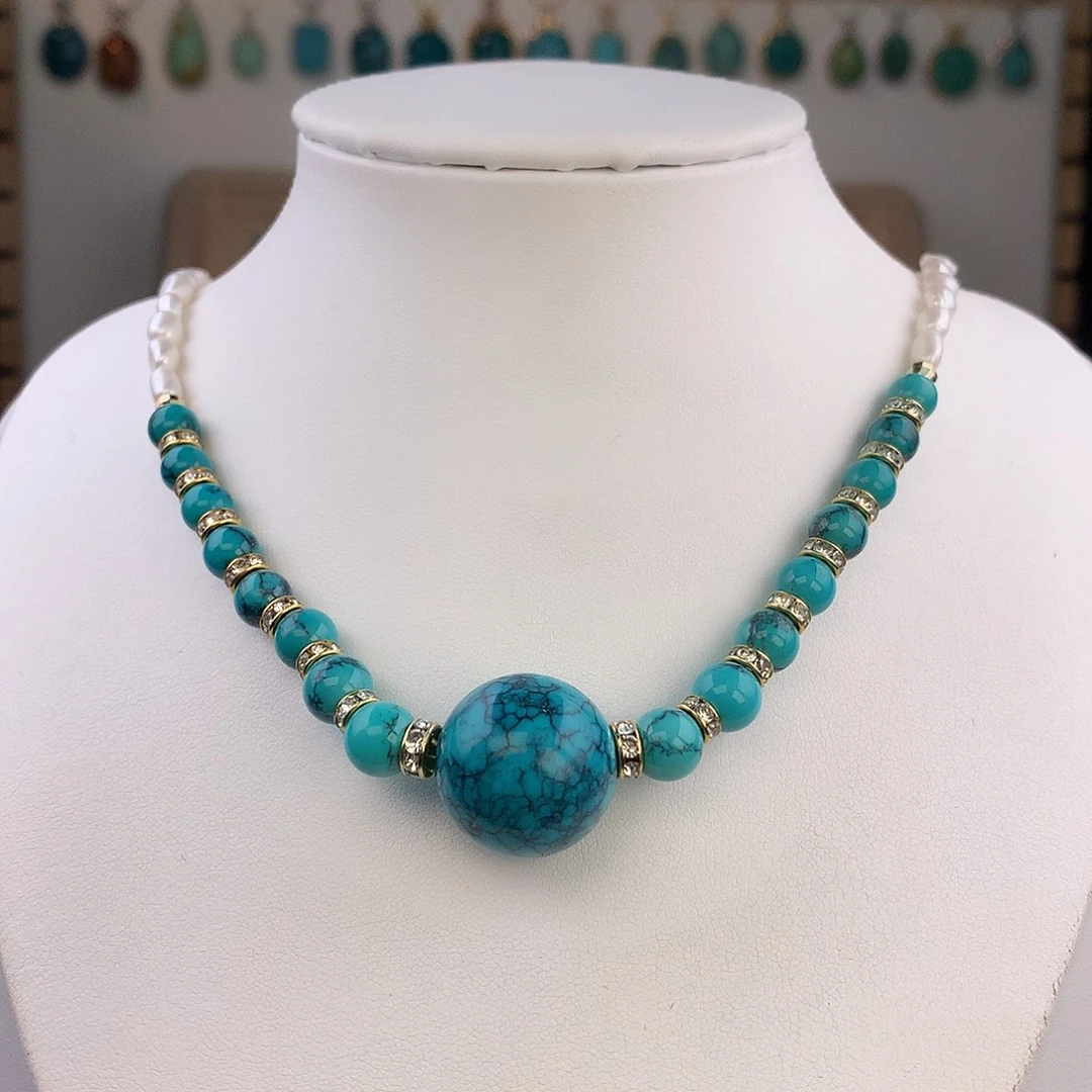 绿松石未镶嵌颈饰