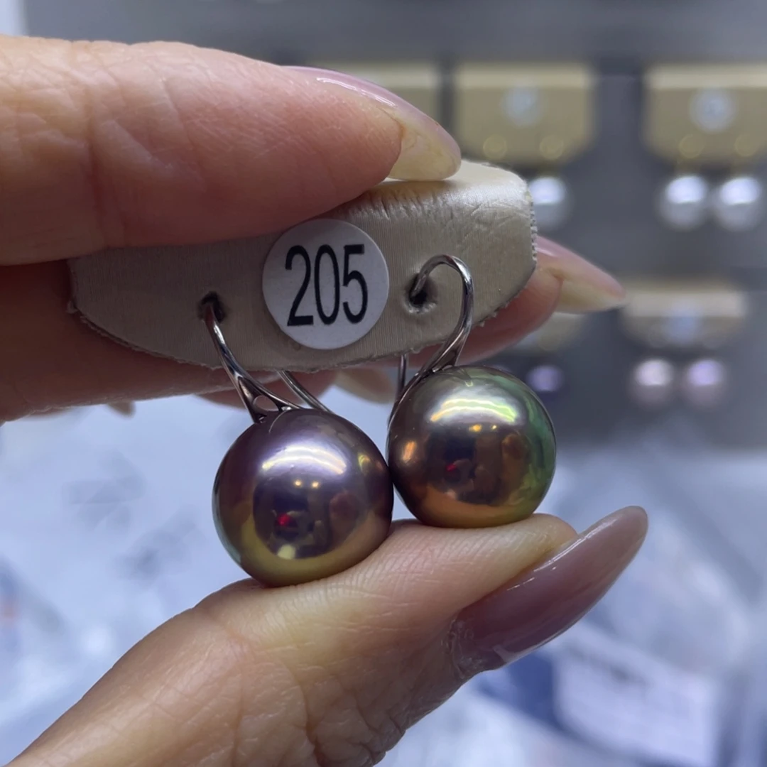 淡水珍珠银S925镶嵌耳饰