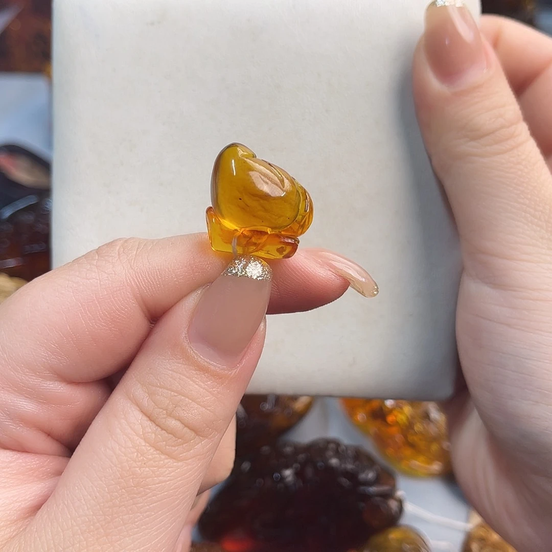 琥珀手链未镶嵌缅甸琥珀金珀雕刻桃子