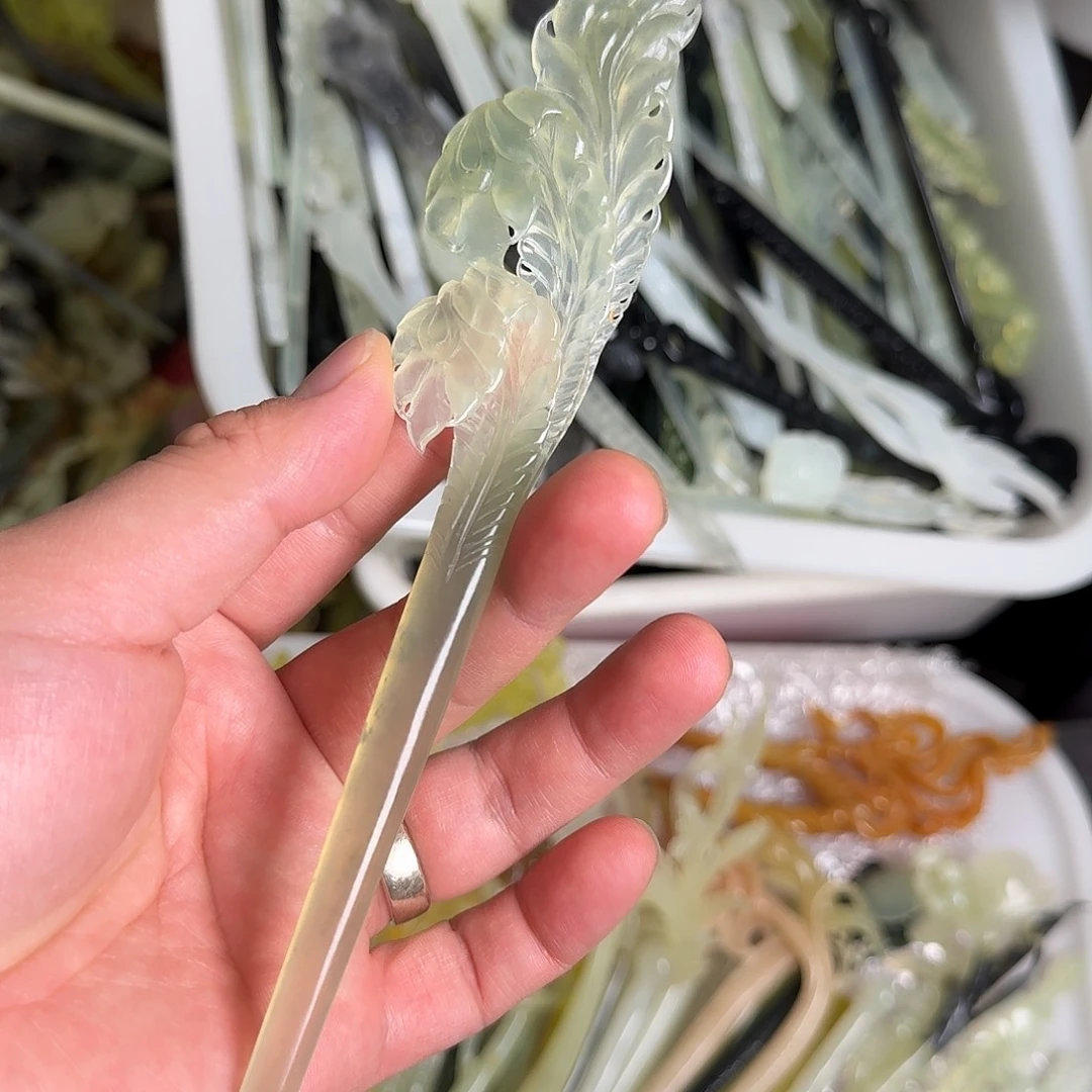 蛇纹石玉未镶嵌发饰