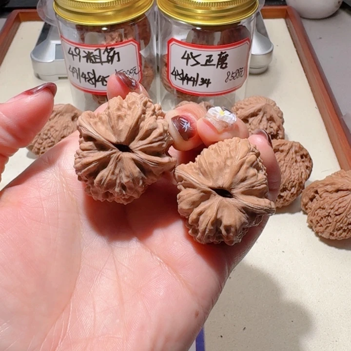 维***托文玩核桃吊坠36全品原装无药赤龙鸡心