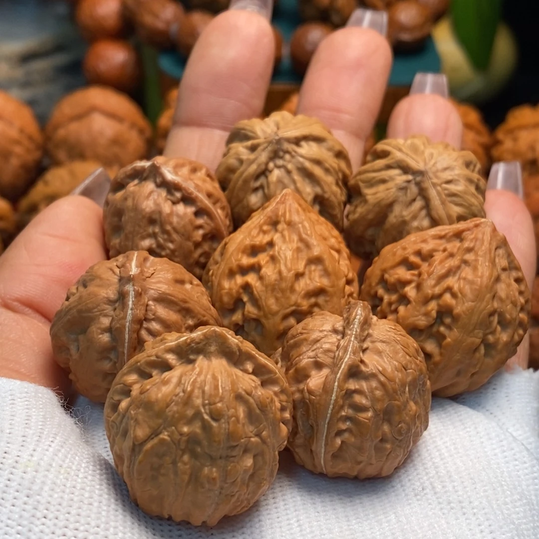 艾***礼文玩核桃把件手捻