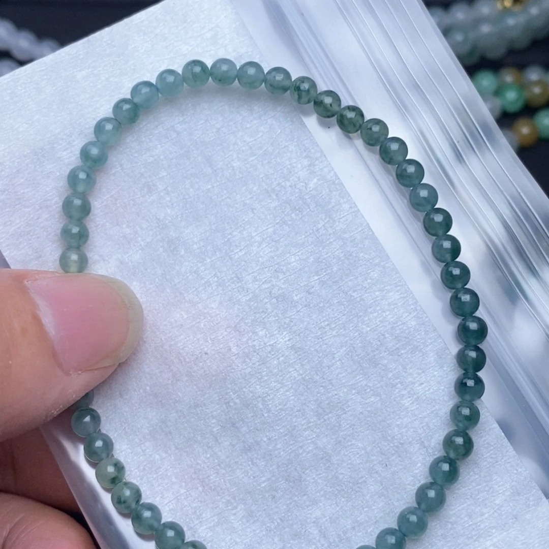 定制翡翠未镶嵌妮翡翠定制手链