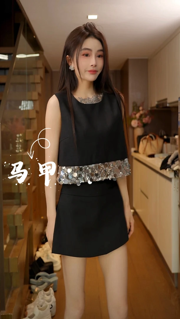 磊磊【夏日苏打】马甲 重工原创高级感拼接亮片无袖上衣#88128