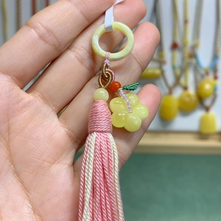 蜜蜡未镶嵌裸石配饰