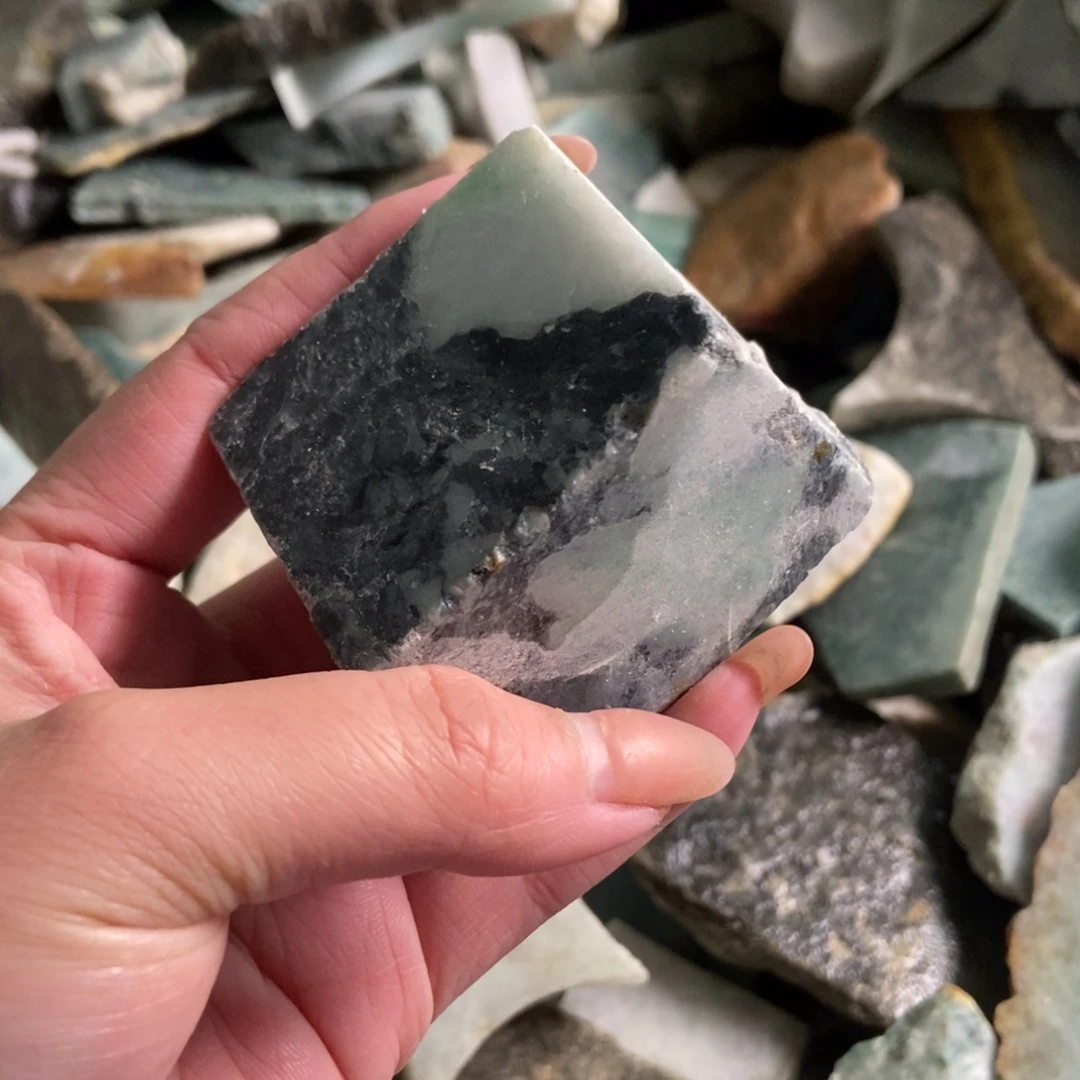 翡翠未镶嵌挂件天然翡翠