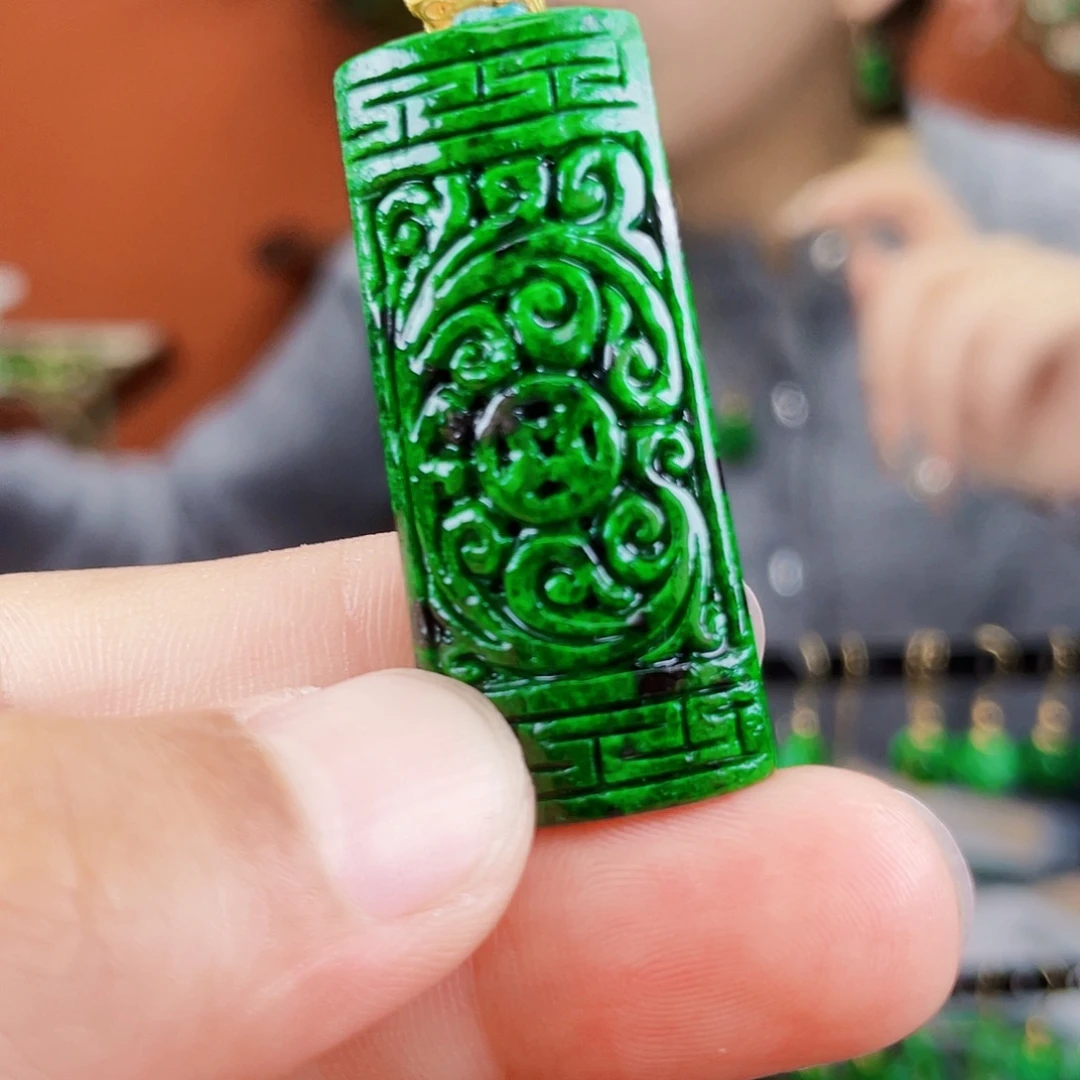 翡翠未镶嵌耳饰饰品